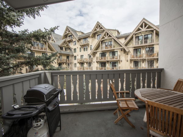 Two Bedroom Vail Ski Vacation Condo Pool & Hot Tub
